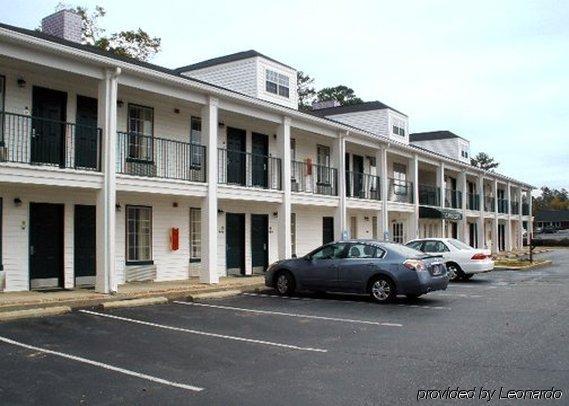 Quality Inn Jesup Bagian luar foto