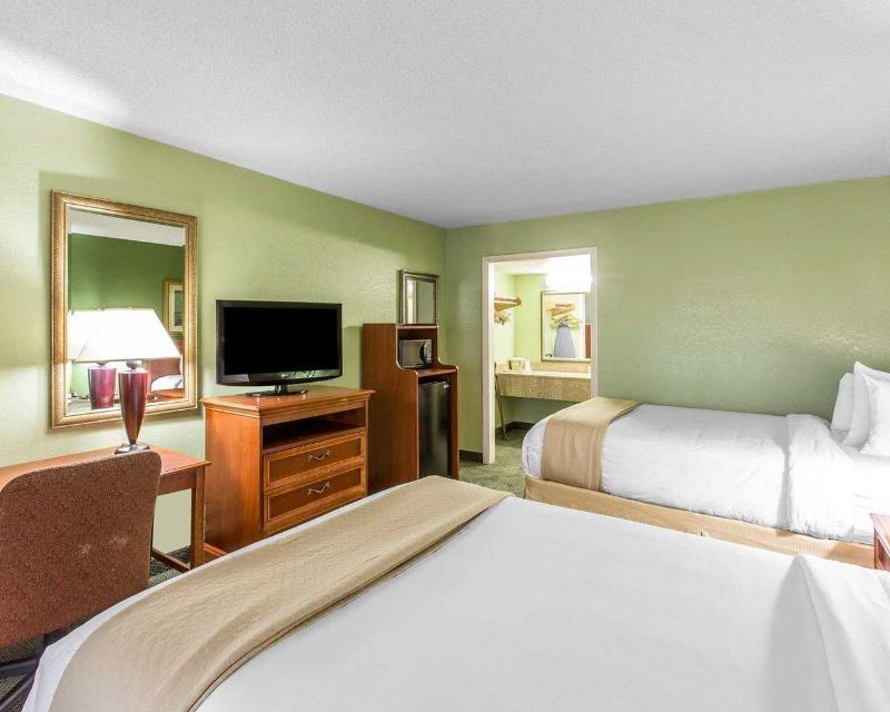 Quality Inn Jesup Bagian luar foto